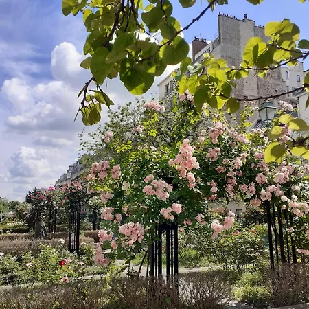 Alojamento de Acomodação e Pequeno-almoço Marie Et Igor *